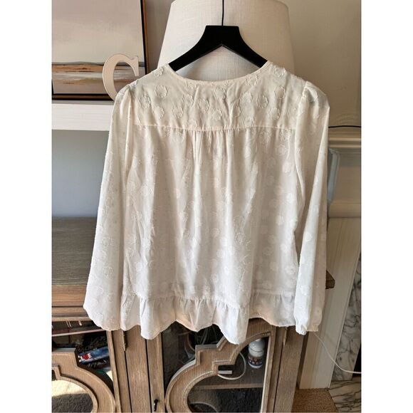 LOFT White Floral Long Sleeve Blouse Size Medium - Picture 6 of 9